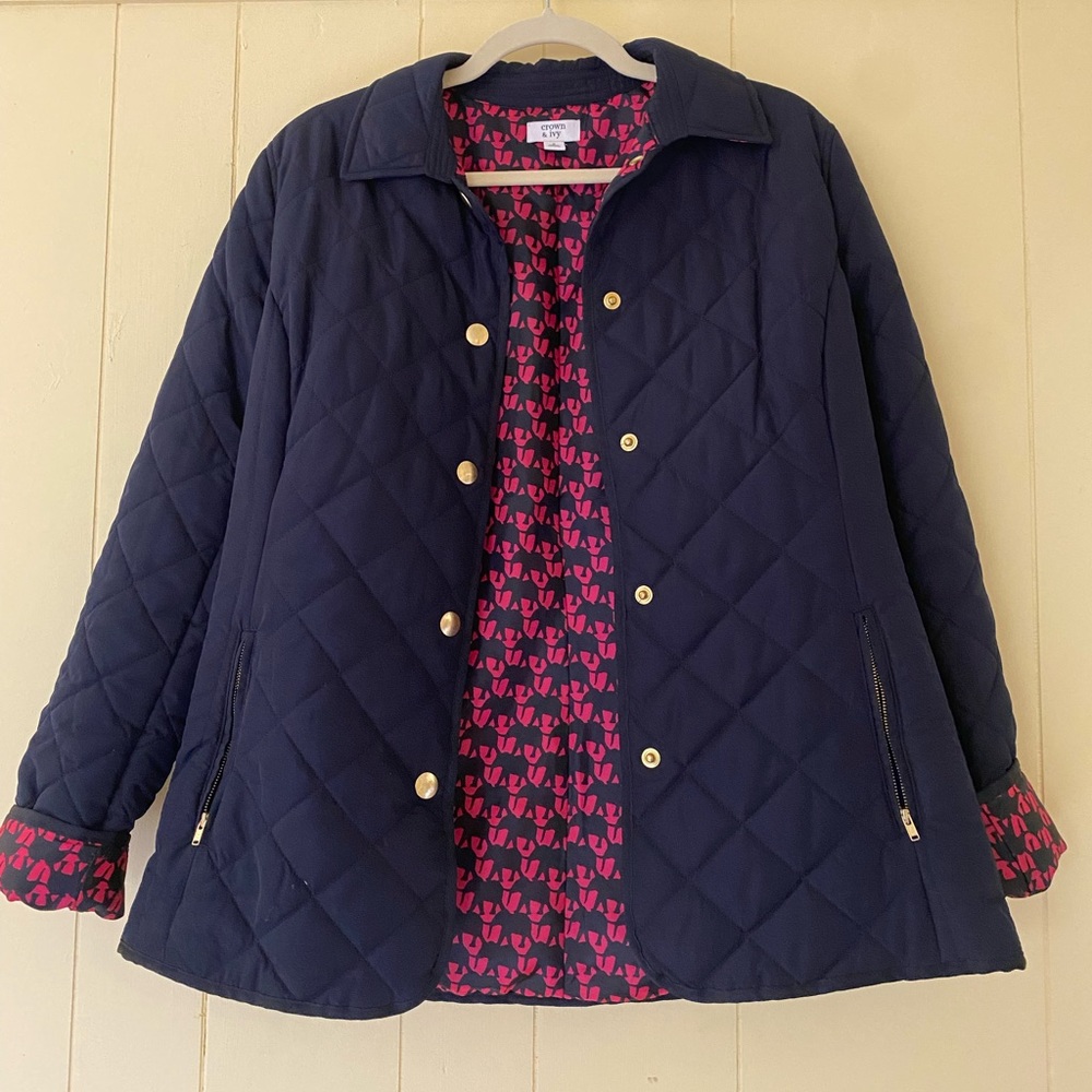 Crown & Ivy quilted jacket EUC!